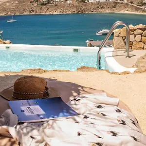 Salty Hotel Kalo Livadi
